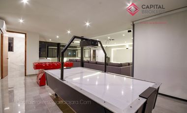 Casa de Lujo en Venta en Zapopan Condominio Ayamonte