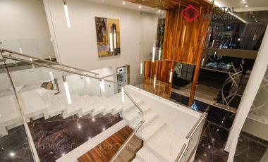 Casa de Lujo en Venta en Zapopan Condominio Ayamonte