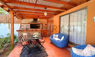 Vendo casa con piscina en Peñuelas, Coquimbo