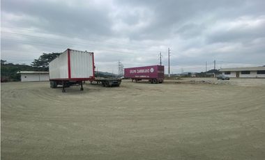 En Via a Daule terreno industrial de 18.6 has se vende