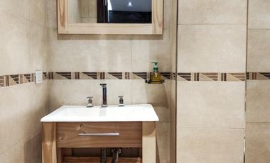 Excelente galpón de 1900 m habilitado para la categoría de industria