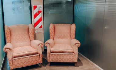 Excelente galpón de 1900 m habilitado para la categoría de industria