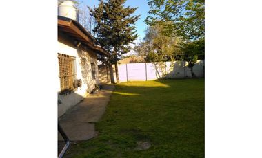 Casa en lote de 15 por 25. Barrio El Jardín.