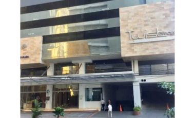 ALQUILER OFICINA EN OBARRIO PH TWIST TOWER 74 mtrs