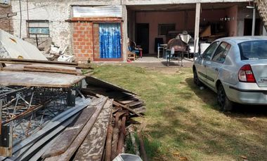 CASA EN JOSE LEÓN SUAREZ, CON OPCION DE ANTICIPO Y CUOTAS.