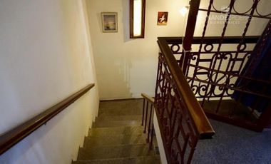 SE VENDE Casa Dos Pisos 6D 2B Cuarta Oeste Ciudad Mendoza