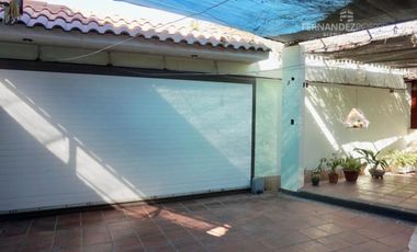 SE VENDE Casa Dos Pisos 6D 2B Cuarta Oeste Ciudad Mendoza