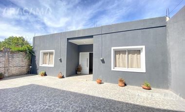 Casa de 4 ambientes y local en venta en Ramos Mejia al 400 - Ezeiza