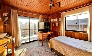 Casa en venta de 4 dorm. en San Pedro de la Paz