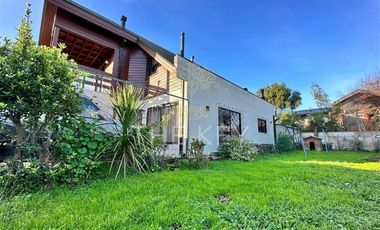 Casa en venta de 4 dorm. en San Pedro de la Paz