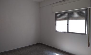Local en Plena Av. Rivadavia