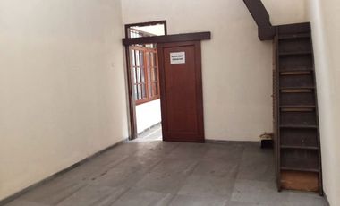 Di Sewakan Rumah Siap Huni 4 Kamar di Jl. Junjunan Pasteur, Bandung