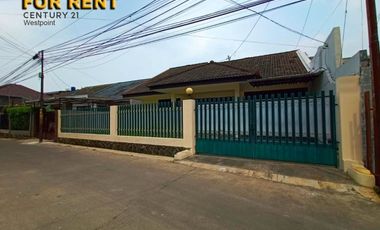 Di Sewakan Rumah Siap Huni 4 Kamar di Jl. Junjunan Pasteur, Bandung