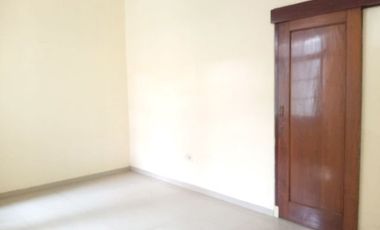 Di Sewakan Rumah Siap Huni 4 Kamar di Jl. Junjunan Pasteur, Bandung