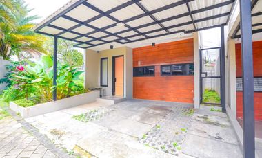 Rumah Cantik 2 Lt Siap Huni 15 Menit ke Cibubur Junction J-41434