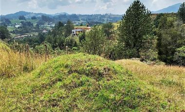 PR11835 SE VENDE LOTE EN SECTOR EL RETIRO.