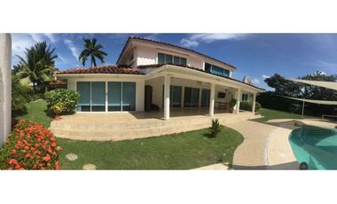 Venta de casa en Coronado, Club de Golf