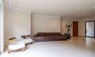 Casa en venta en parques de la herradura