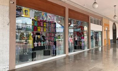 En VENTA… Local Comericial en Los Portales en el Centro de la Ciudad de Toluca.