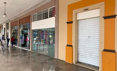 En VENTA… Local Comericial en Los Portales en el Centro de la Ciudad de Toluca.