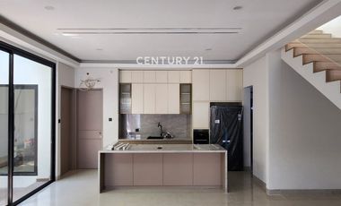 Rumah Premium Cluster Favorite Di Taman Kopo Indah