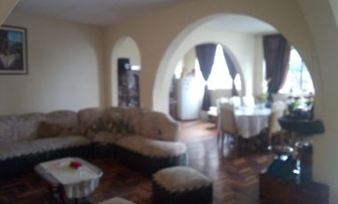 Casa de Venta en Cañaribamba cerca al Hospital Regional, Cuenca, Azuay