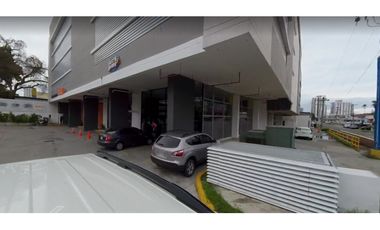 LOCAL ESQUINERO EN PARQUE LEFEVRE / VIA ESPAÑA