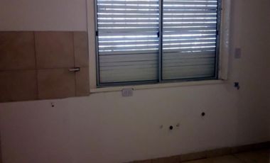 EXCELENTE CUATRO AMBIENTES