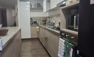 apartamento en venta en milla de oro. Cod V120568