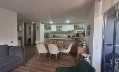 apartamento en venta en milla de oro. Cod V120568