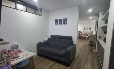 apartamento en venta en milla de oro. Cod V120568
