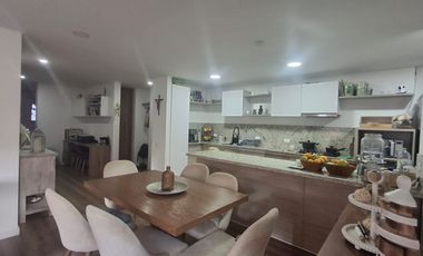 apartamento en venta en milla de oro. Cod V120568