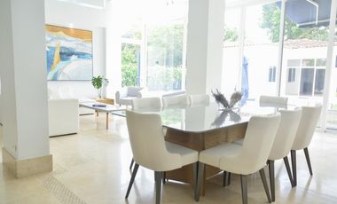 Casa en venta   Fairways  Estate- Santa María (BORA)