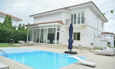 Casa en venta   Fairways  Estate- Santa María (BORA)