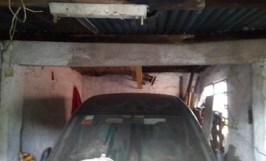 Casa delantera y Departamento trasero en VENTA en Barrio Almafuerte de Glew.