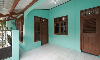 Rumah 15 Mnt ke Summarecon Mall Bekasi SHM Hadap Selatan J-48325