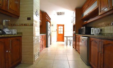 Casa remodelada en Avenida Alemana