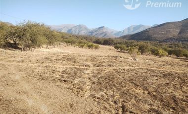 Venta terreno Salamanca camino asfaltado