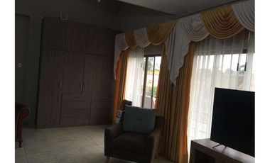 Venta de casa avenida universitaria en zona sur de manta