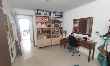 apartamento en venta en la riviera. Cod V14181