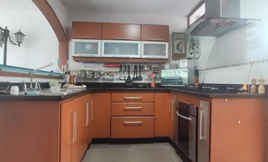apartamento en venta en la riviera. Cod V14181