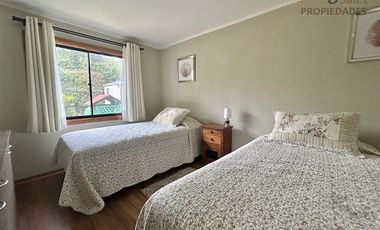 Linda Independiente Condominio Orilla Lago 173/1100 M2 5D/3B