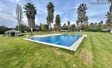 Linda Independiente Condominio Orilla Lago 173/1100 M2 5D/3B