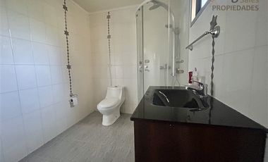 Linda Independiente Condominio Orilla Lago 173/1100 M2 5D/3B
