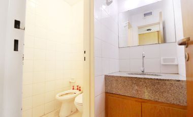 ALQUILER OFICINA SOBRE AV CORDOBA. PISO COMPLETO.