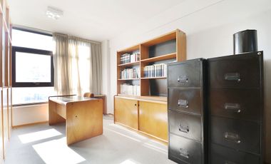 ALQUILER OFICINA SOBRE AV CORDOBA. PISO COMPLETO.