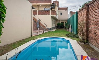 Casa En Venta Grand Bourg - Zona Oeste