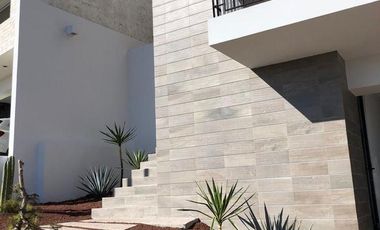 RENTA DE CASA EN CLUB DE GOLF LA LOMA ID 894
