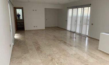RENTA DE CASA EN CLUB DE GOLF LA LOMA ID 894