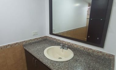 Nueva Kennedy departamento full amoblado de 3 dormitorios en alquiler